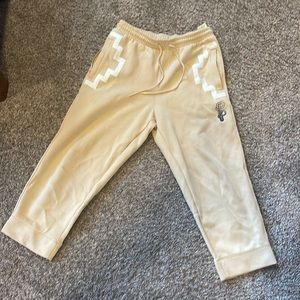 Pumma pronounce pants